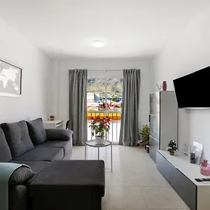 https://villa-el-pisito-de-momo.in-canary-islands.com